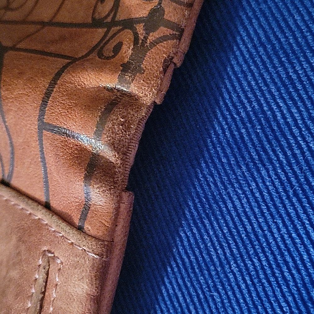 Wallet - Picture 10 of 10